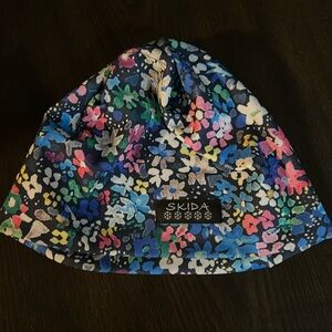 Skida hat
